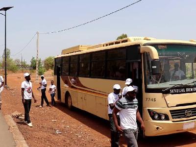 Incendie : Un bus de Dakar Dem Dikk prend feu sur l’axe Kédougou-Salémata